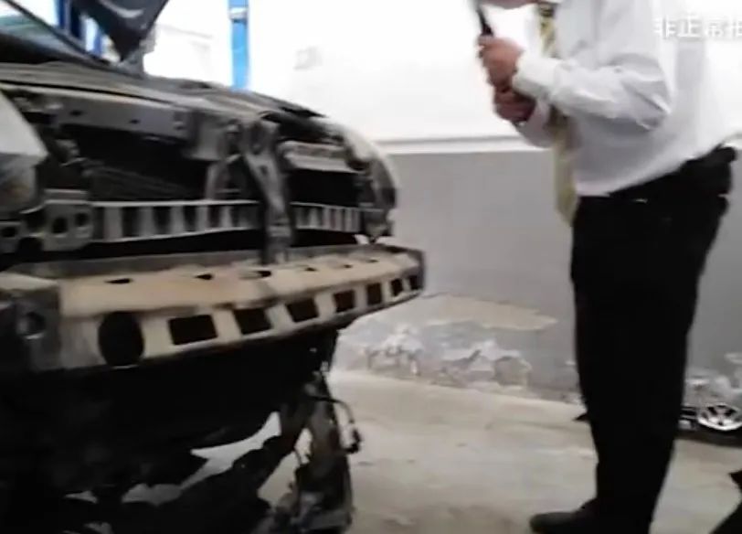 10月21日|新早读！4S店砸坏好零件再维修