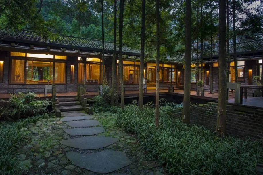 成都这个地方时尚又潮流,时尚成都潮流