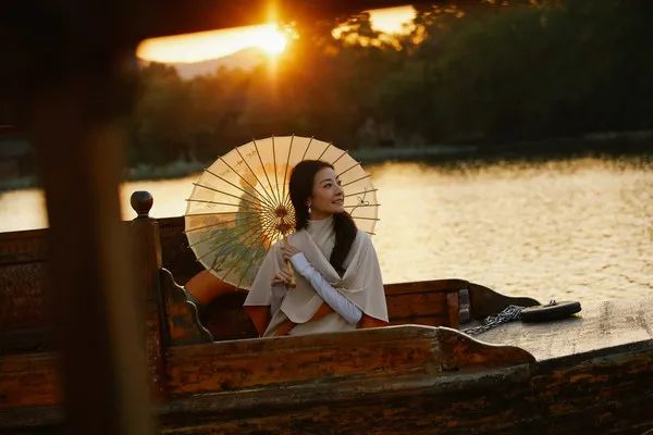 名创优品巴黎,名创优品法国