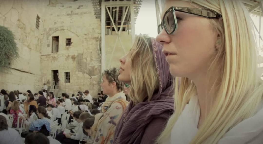 长板女孩·第二季!迟到七年的长板公路大片《OPEN》