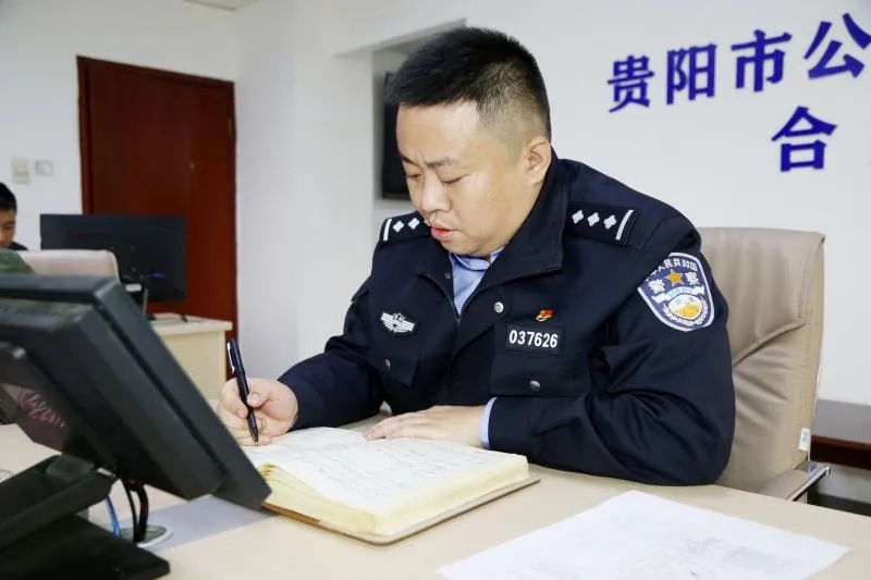坚持政治建警全面从严治警展示牌,坚持政治建警全面从严治警效果图