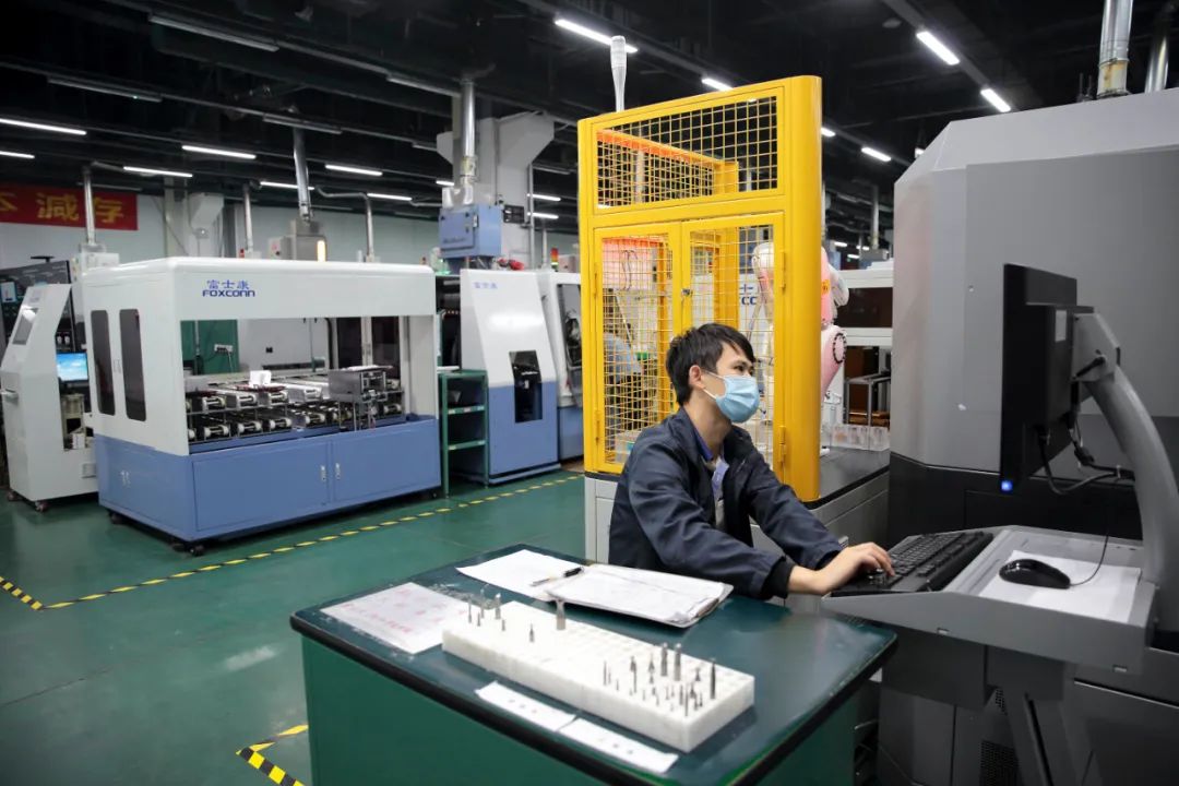 富士康深圳园区最新情况,走进富士康龙华
