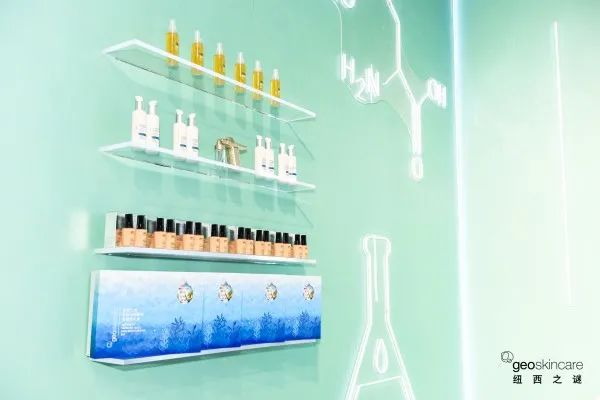 绾借タ涔嬭皽钀ラ攢杩囩▼,绾借タ涔嬭皽钀ラ攢