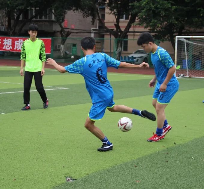 校园足球比赛精彩瞬间贡嘎杯,2023贡嘎杯足球校园组决赛