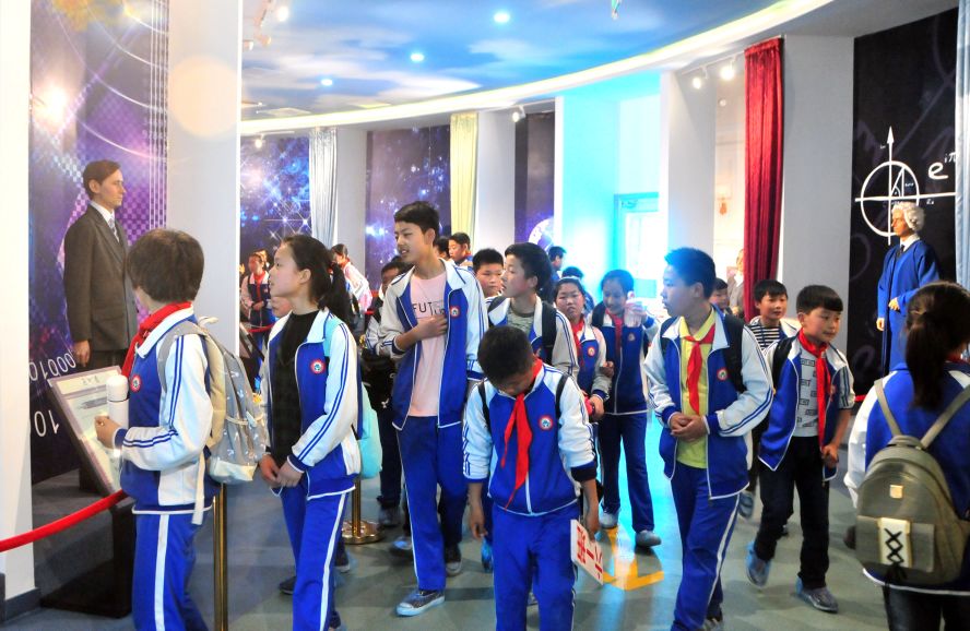 读万卷书行万里路畅游书海,读万卷书行万里路研学视频