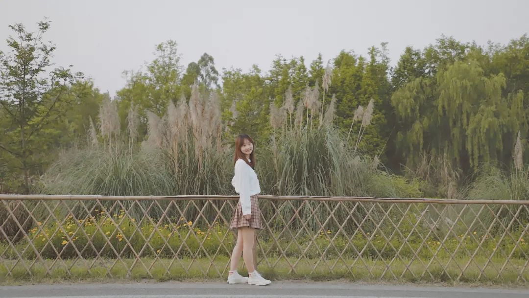 向优秀青年看齐,向优秀的人才们看齐的表现