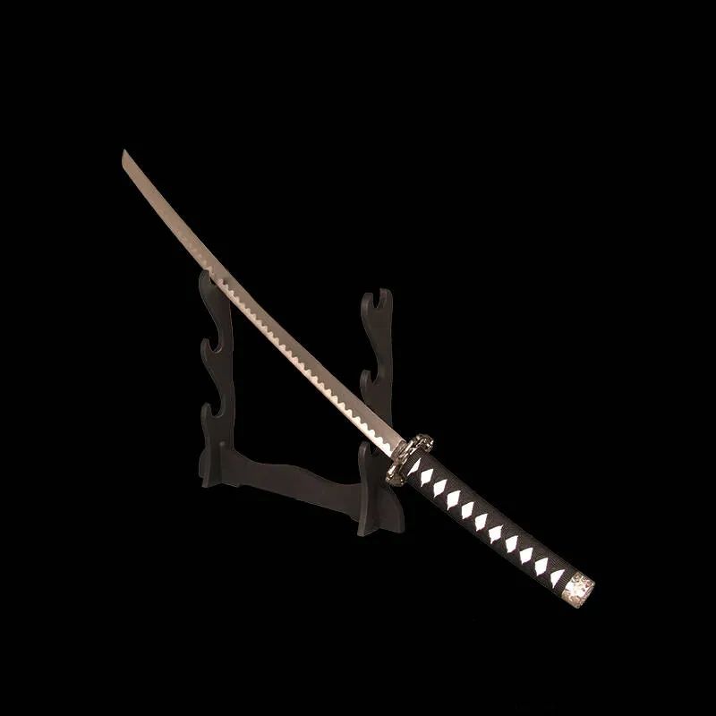 本人25岁做机械制造四年,日本小伙做了一把纸刀