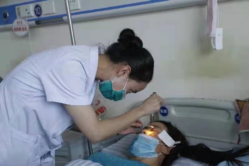 眼科主任医师陈婷,省医院白内障超声乳化