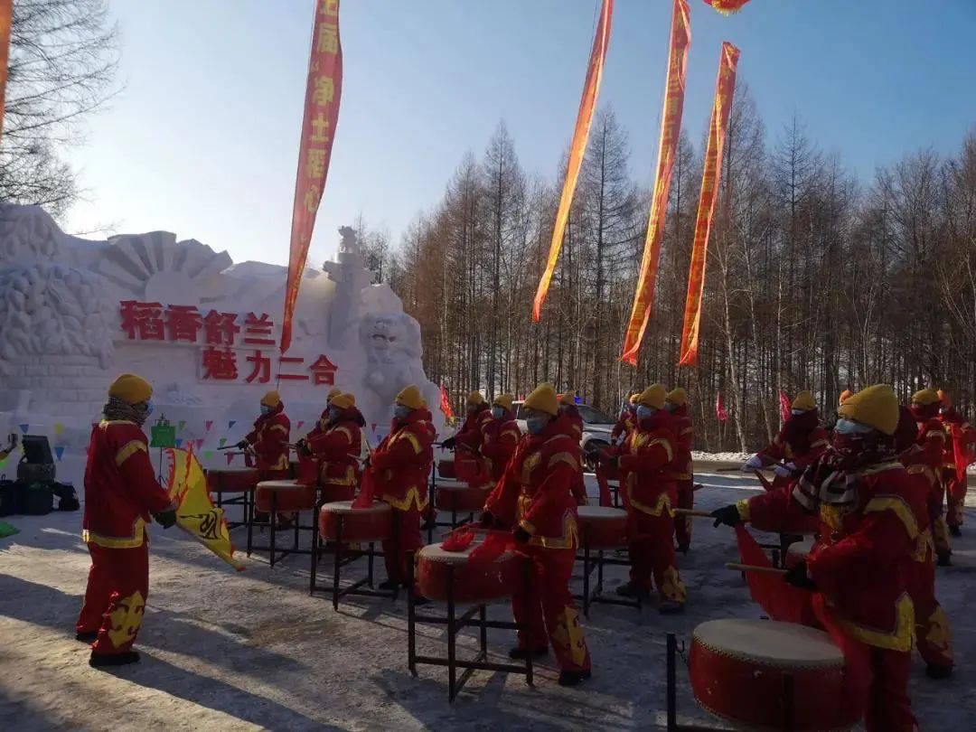 万科松花湖度假区雾凇冰雪节,吉林万科松花湖滑雪场旅游