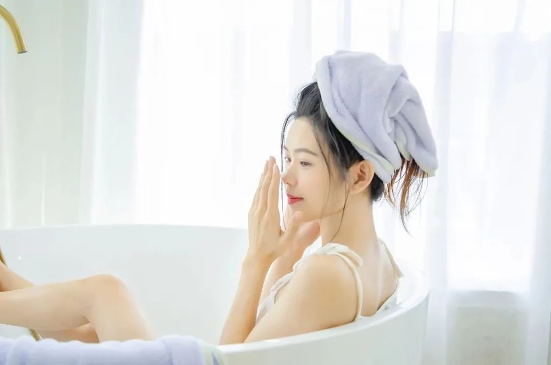 很会吸水的浴巾,冬天浴巾吸水性超强不掉毛