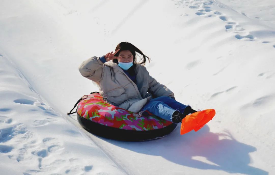 热雪燃冬相约五莲山滑雪场,来延庆玉渡山体验冰雪的乐趣