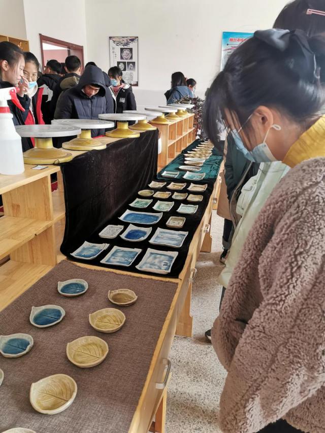 烟台港城中学：社团汇报精彩纷呈，校园生活绚丽多姿