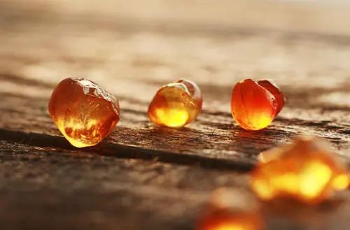 美容养颜桃胶多少钱一斤,桃胶到底能不能美容养颜