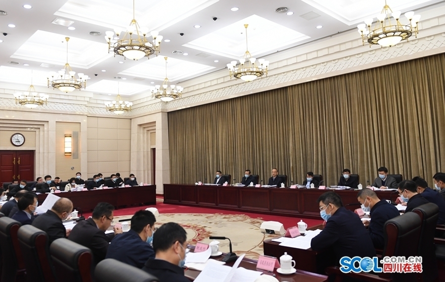 黄强:打破信息“孤岛”拆除数据“烟囱”,加快实现“一网通办”前提下的“最多跑一次”