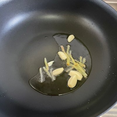 雪菜带鱼的正宗做法,雪里蕻烧带鱼