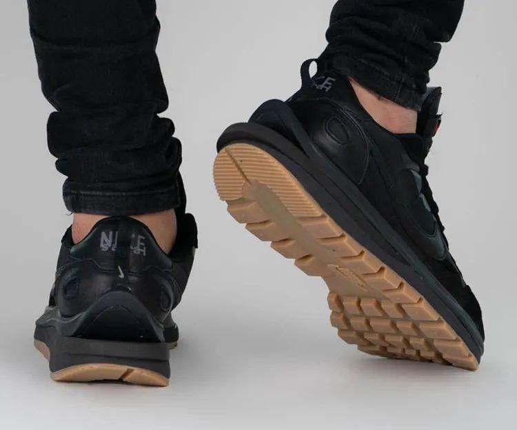 nike黑武士fq,sacaixnike新配色