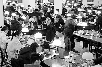 大学排解孤独的尴尬时期,大学生如何摆脱孤独焦虑