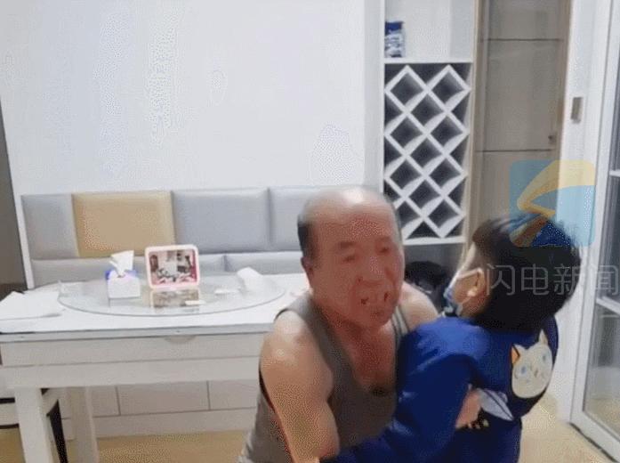 早安山东丨新的一年,与春同行奋力“犇跑”;“我和我的家乡·一把手话发展”今日关注潍坊寿光;假期每日好片为您推荐《你好,李焕英》