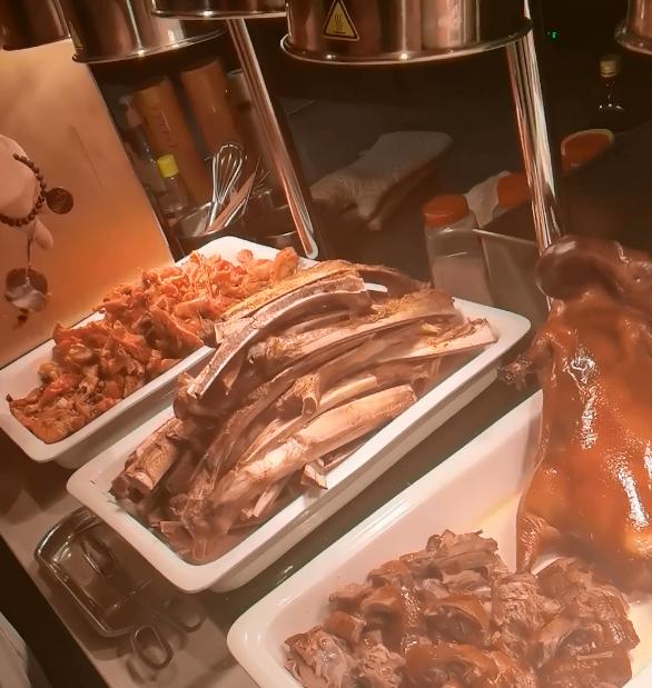 去一趟澡堂花多少钱 (巨资体验最贵的澡堂子)