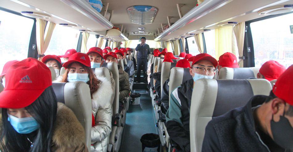 457名务工人员乘坐务工专列返岗,蕲春外出务工人员返岗