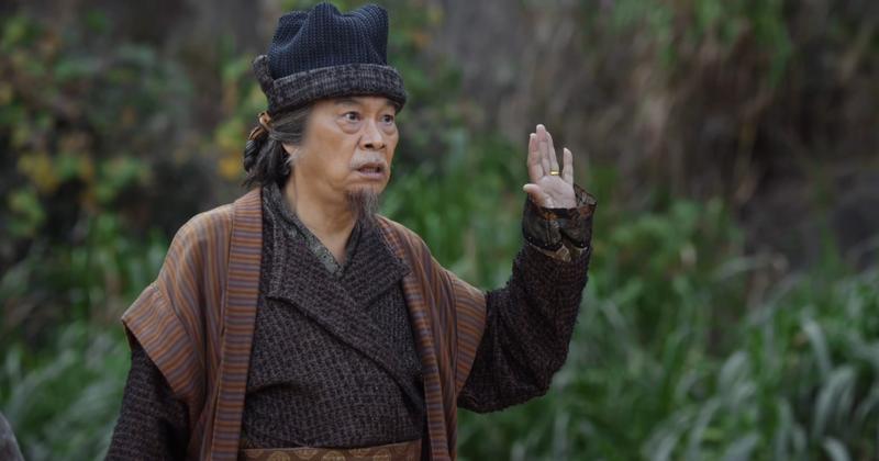 吴孟达一生回顾,吴孟达罕见亮相头发花白