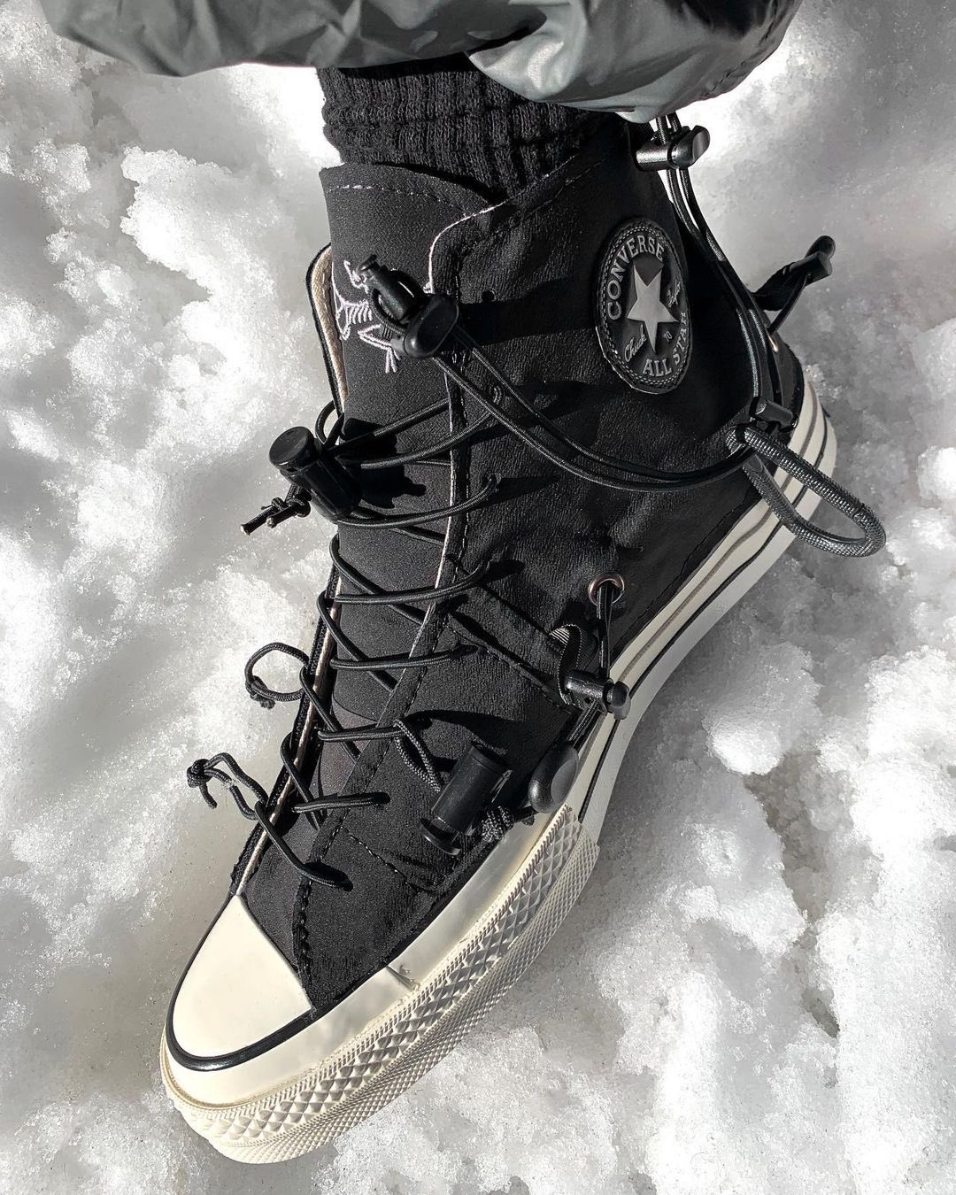 始祖鸟终极联名,始祖鸟惊艳发布