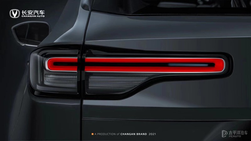 新款起亚嘉华实车曝光,2022丰田皇冠陆放豪华版图片