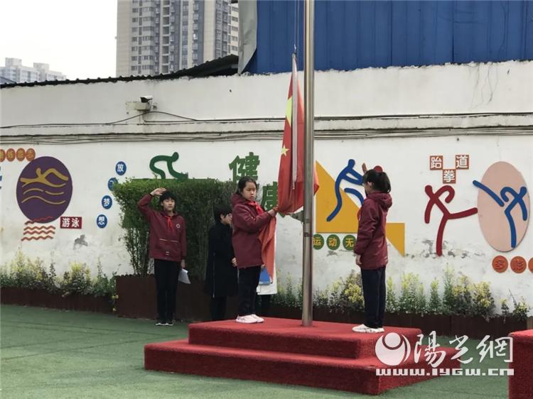 长安镇小学生足球比赛,小学首届校园足球联赛简讯