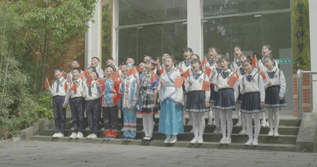 唱支红歌给党听主题快闪,红歌快闪建党100周年小学