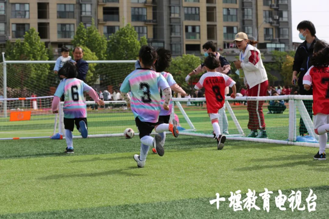 四月青年运动会,四月田径运动会