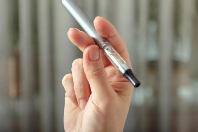 软烟和硬烟哪个危害大,假烟和真烟的危害一样吗