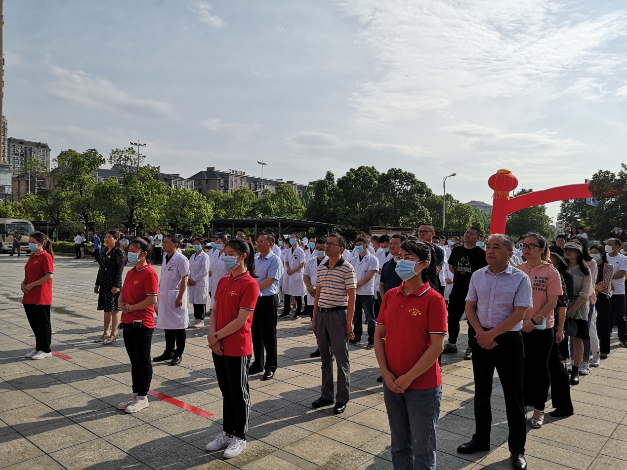 湖口县中医医院:红色公益行,回报桑梓情