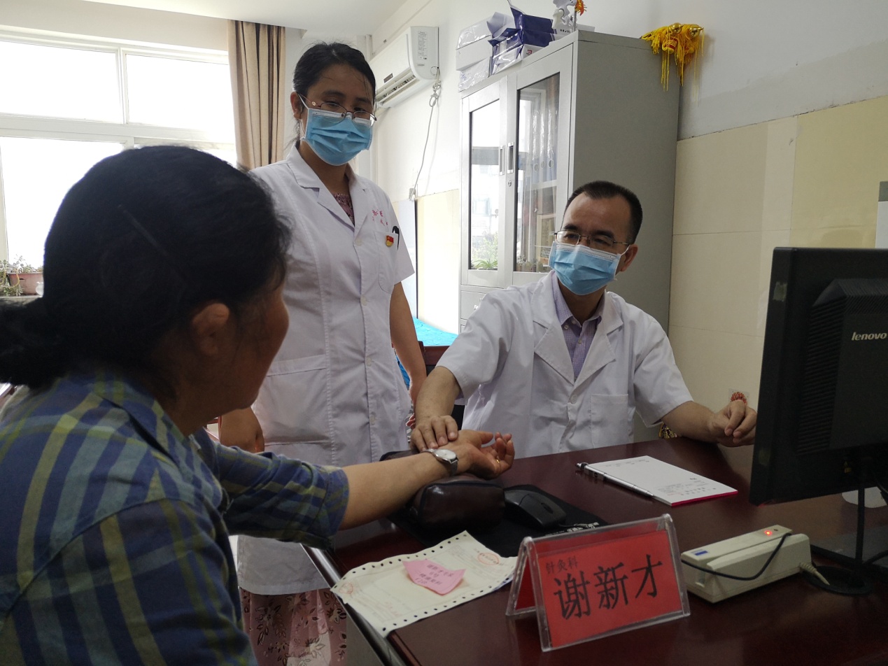 湖口县中医医院：红色公益行，回报桑梓情