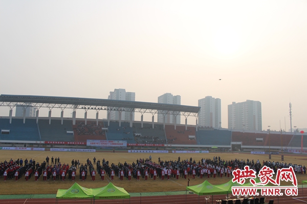 漯河杯橄榄球开幕式,漯河青少年橄榄球比赛直播