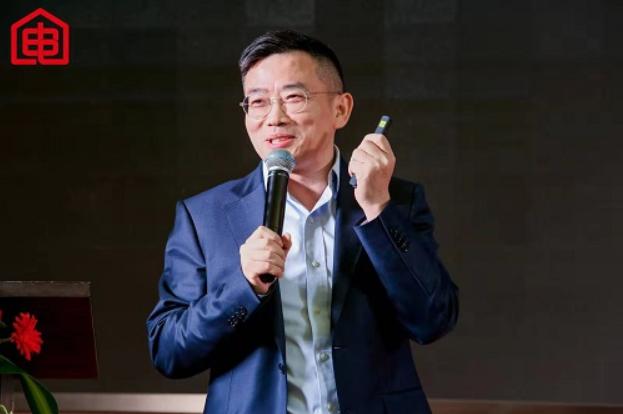 老板电器何亚东,老板电器何亚东视频