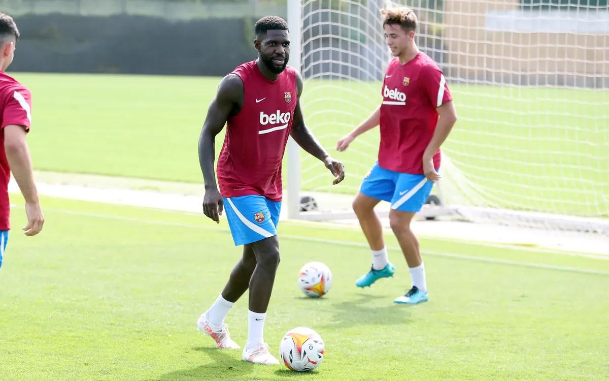 一图流：巴萨正式开始季前备战，拉波尔塔更衣室探望球员