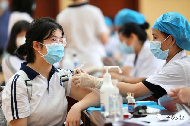 开学新冠疫苗,为什么接种新冠疫苗要查结核菌素