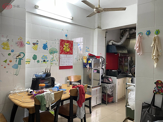 地铁口低价二手房源,荔湾区捡漏房