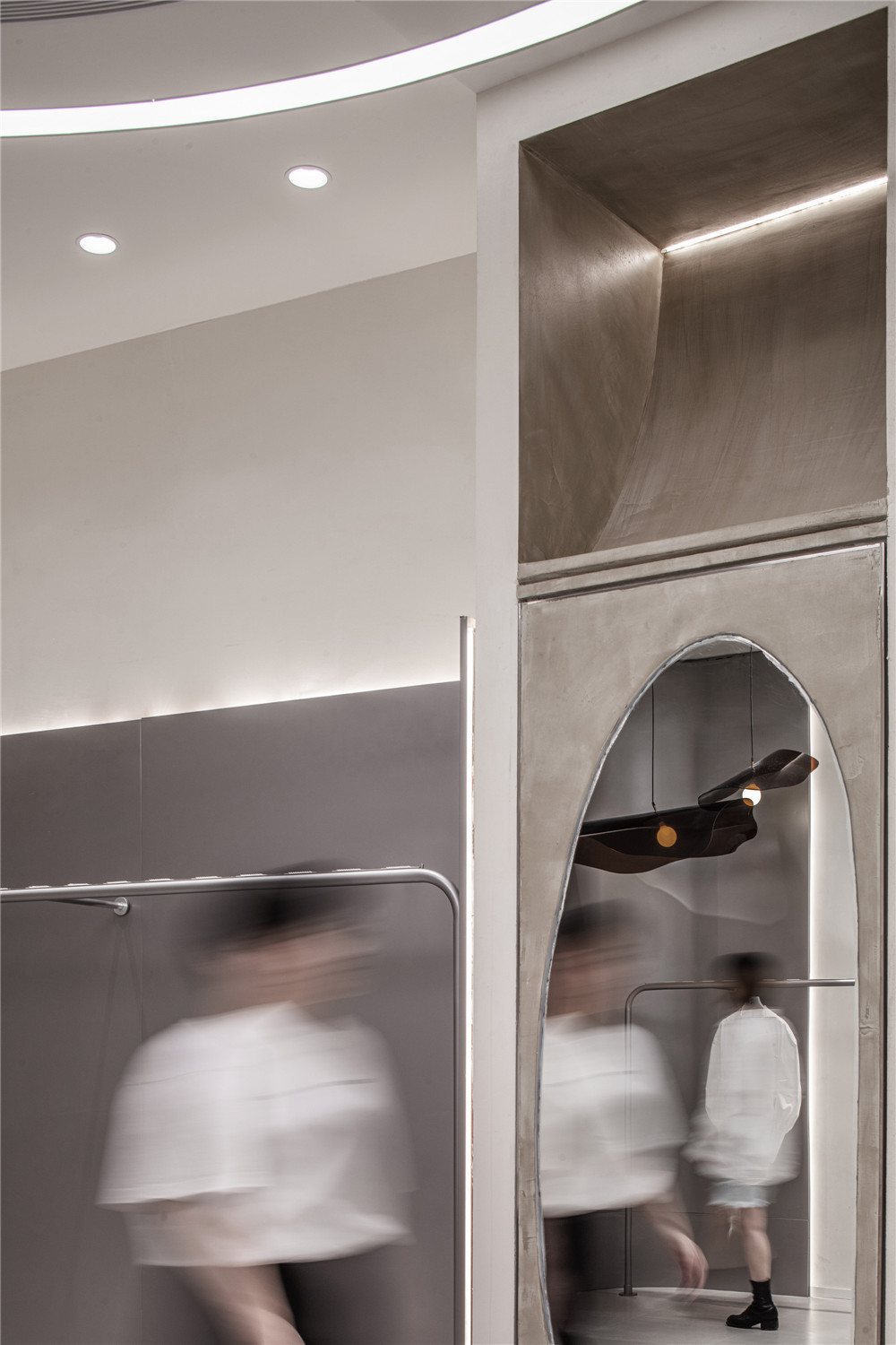 欧阳跳建筑设计|无锡R.JIE服装买手店