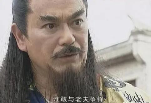 日本超13.5万新冠患者居家休养,日本新冠患者在家疗养人数