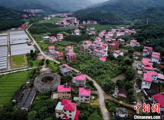 一个闽南“库区移民村”的沧桑巨变：台湾良种基地来落户