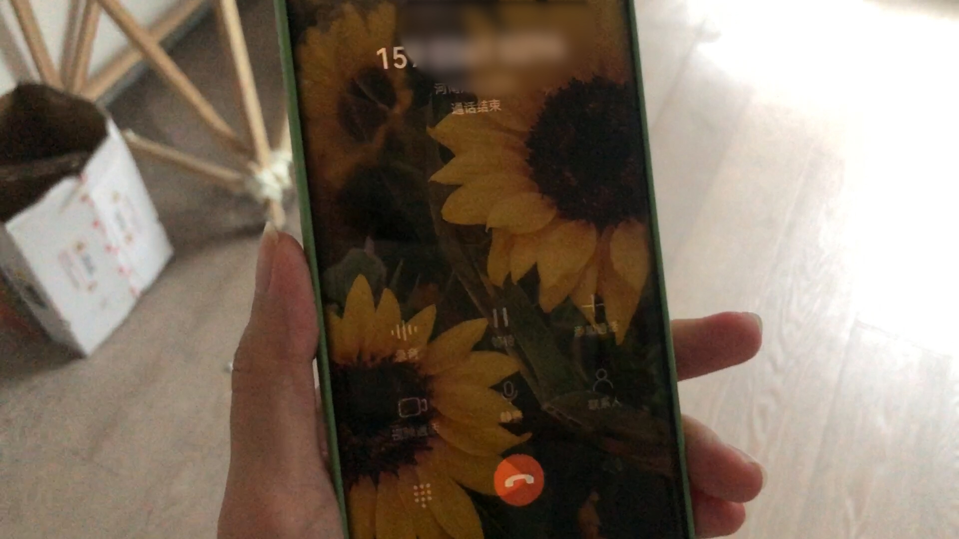 通顶木门做成后咋短了一大截？事发后商家“TATA”屡次“甩锅”，记者电话采访遭3次挂断