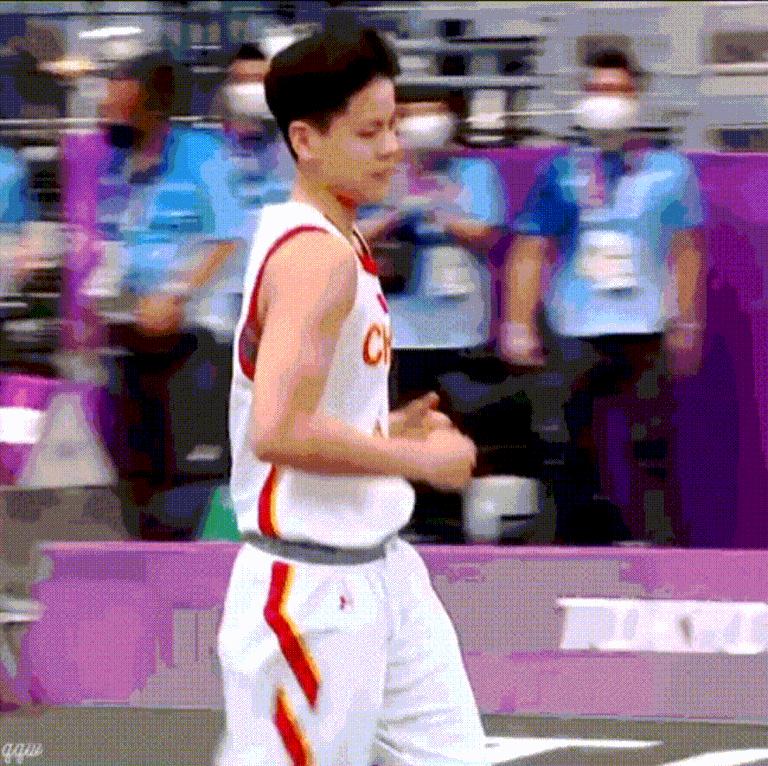 运动员都这么会选腕表了吗,中国运动员穿什么品牌衣服