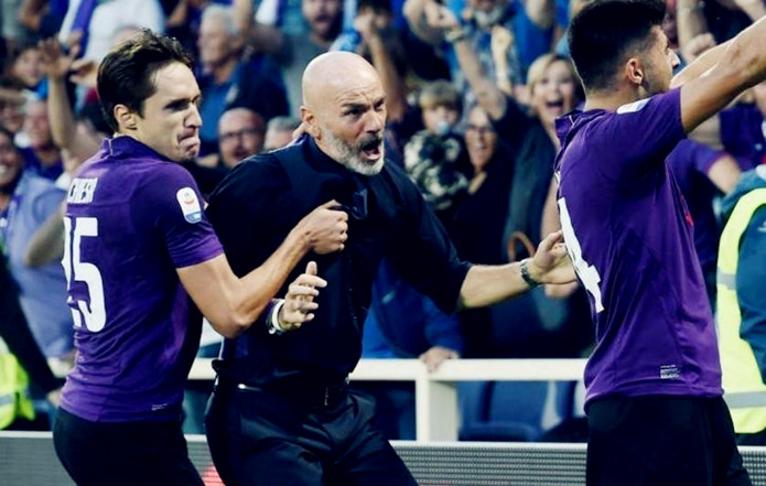 凋谢的紫百合，破碎的美丽足球之梦