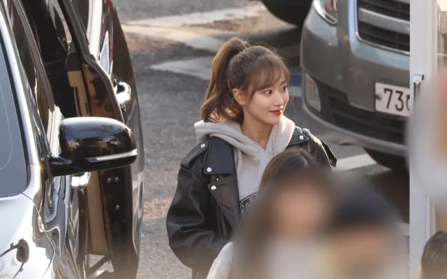 lisa泫雅写真照片,lisa泫雅同款