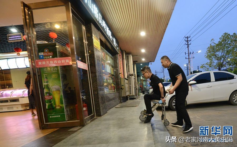 河南平顶山:“背上兄弟”的36年不了情,这就是河南人