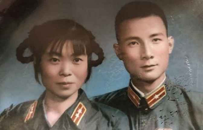 老太去银行汇款被拒绝,老太不听警察劝阻执意汇款