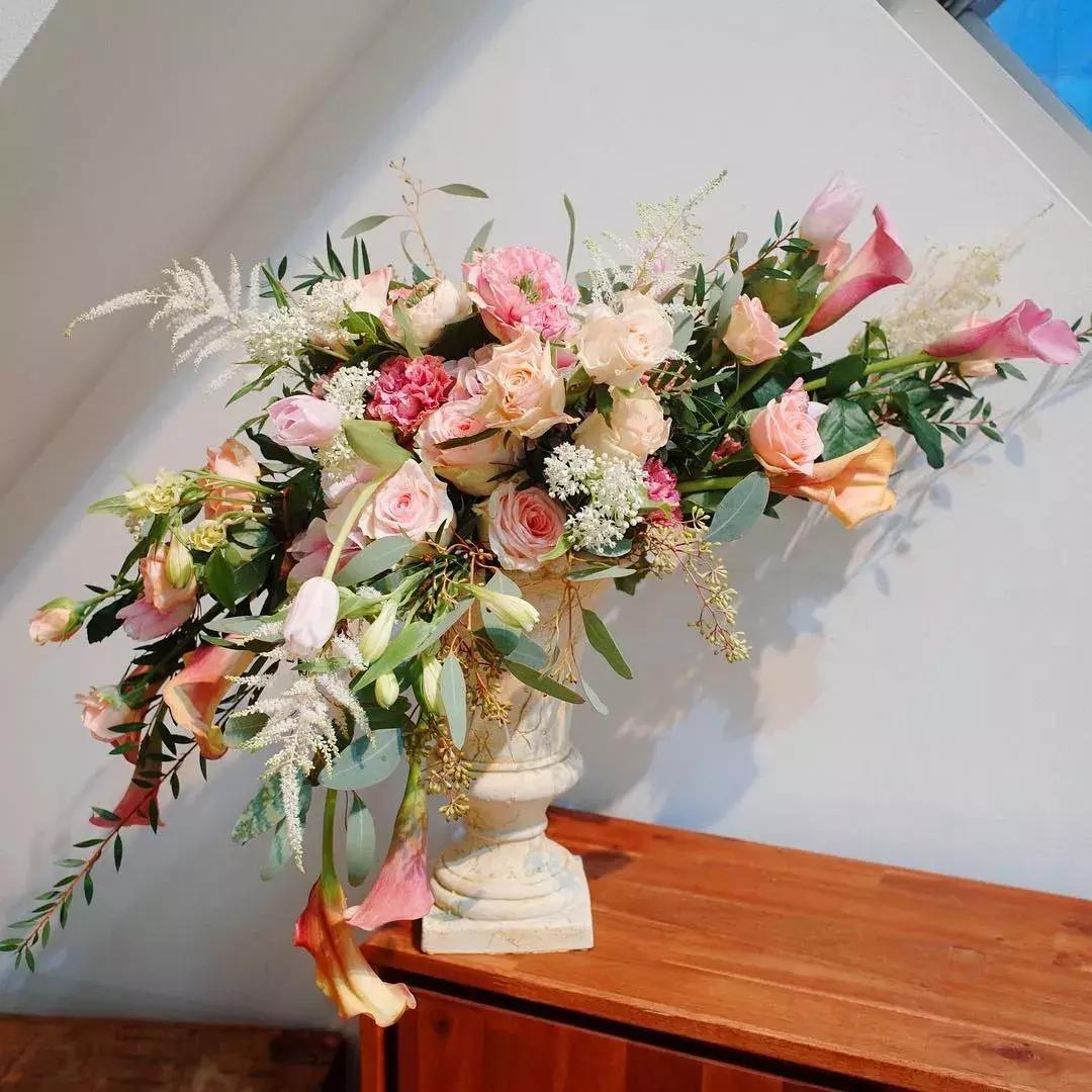 马蹄莲插花怎么养时间长,马蹄莲鲜花养护