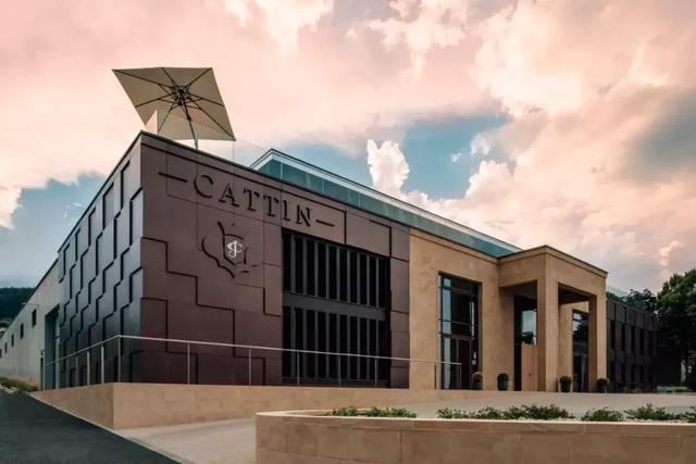 起泡酒的10大问题,起泡酒的正确开启方法