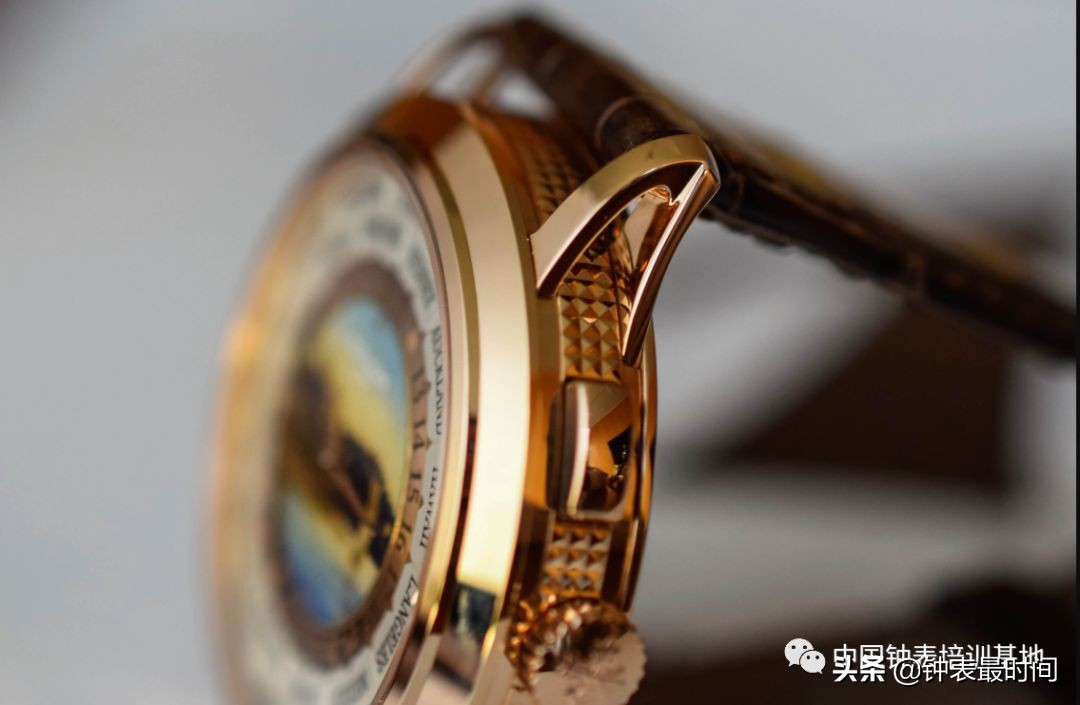 机心上的艺术：美轮美奂的打磨工艺